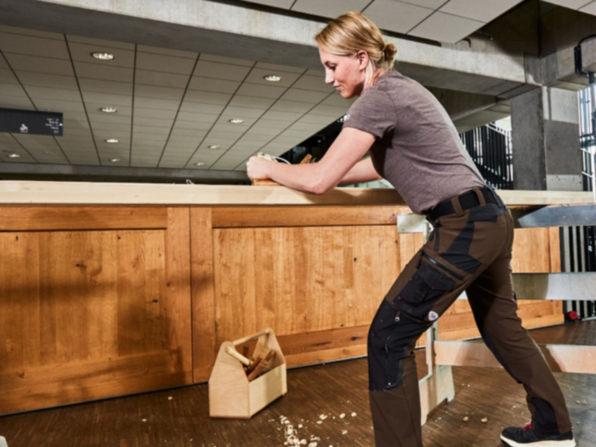 Work T-Shirts, Polo Shirts, and Sweatshirts: Comfort and Functionality for Every Profession